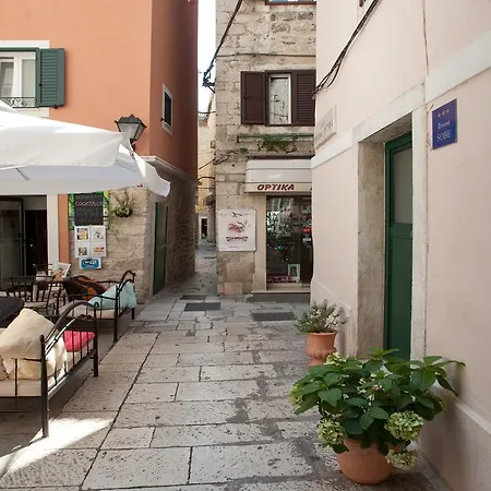 Guest house Aleto 3*